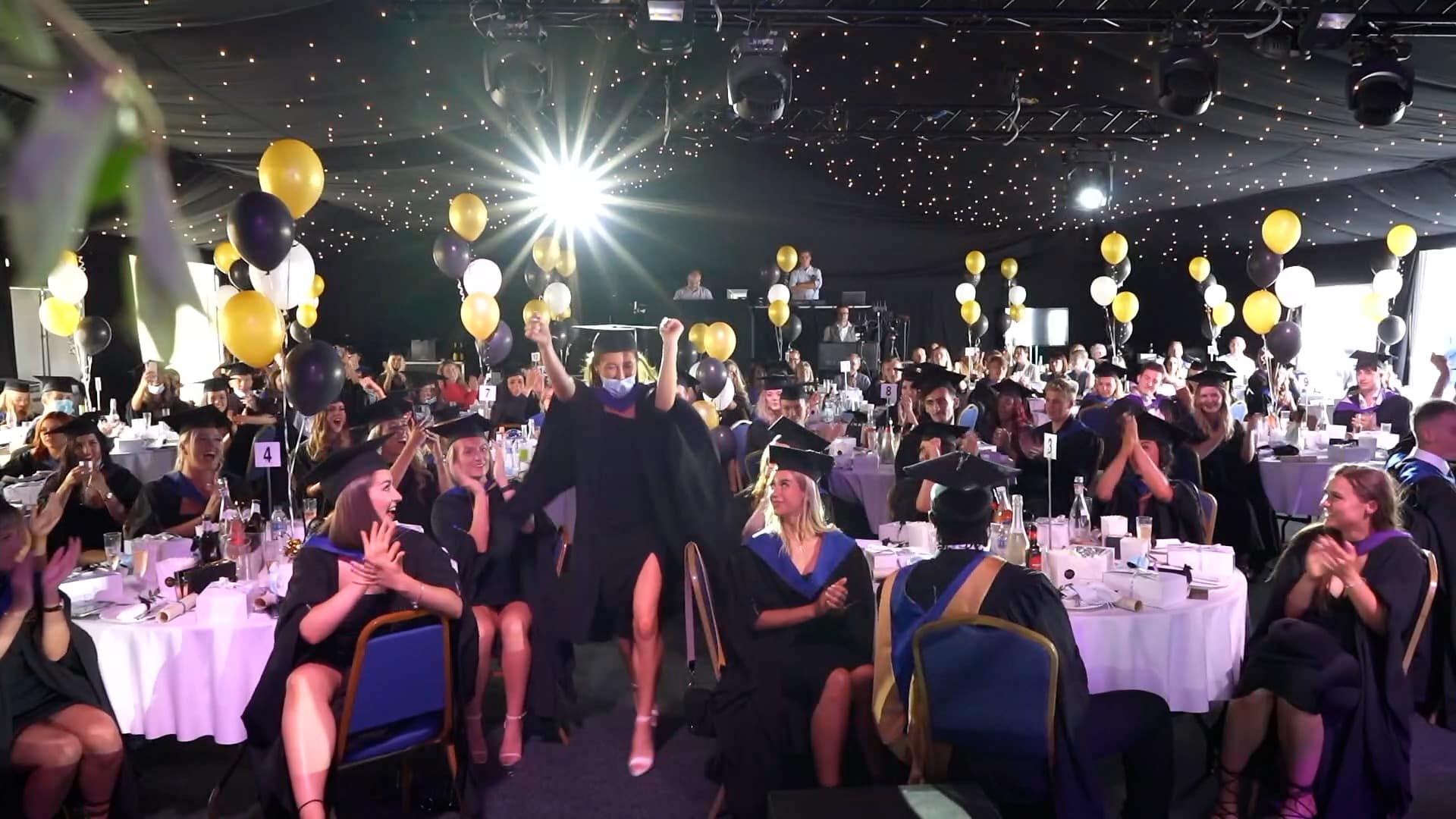 Commercial event live streaming